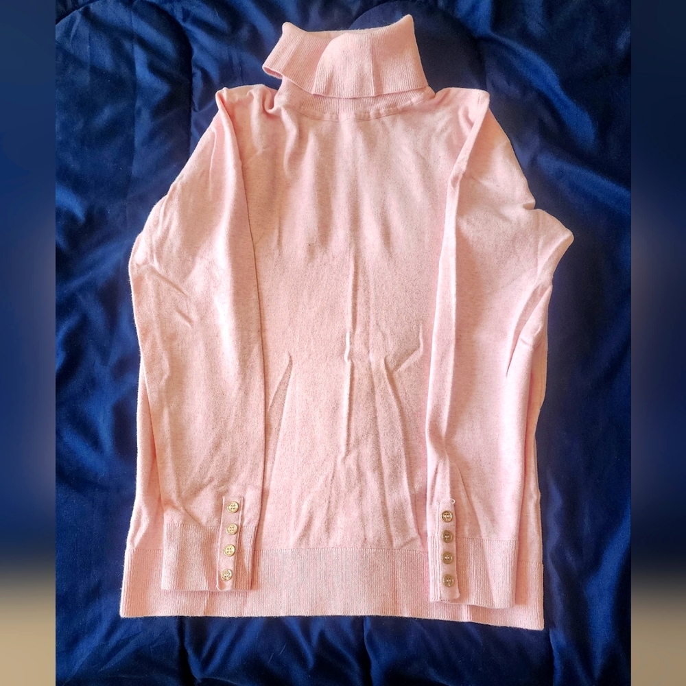 Tommy Hilfigure Elegant Pink Turtleneck Sweater